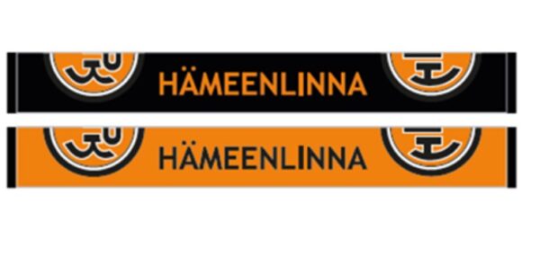 Fanihuivi Hämeenlinna-tekstillä ja HPK-logoilla molemmissa päissä, toinen puoli musta, toinen oranssi